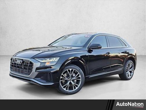 2023 Audi Q8 55 Premium Plus