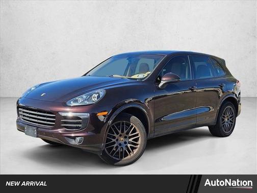 2017 Porsche Cayenne Platinum Edition