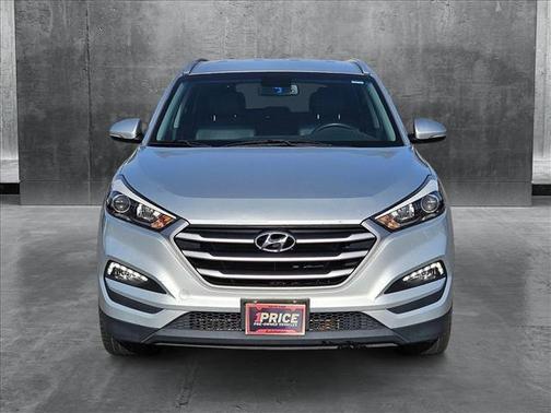 2017 Hyundai TUCSON SE Plus