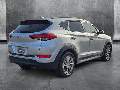 2017 Hyundai TUCSON SE Plus