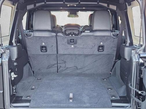 2024 Jeep Wrangler 4-Door Sahara 4x4