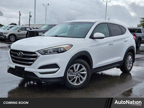 2017 Hyundai TUCSON SE