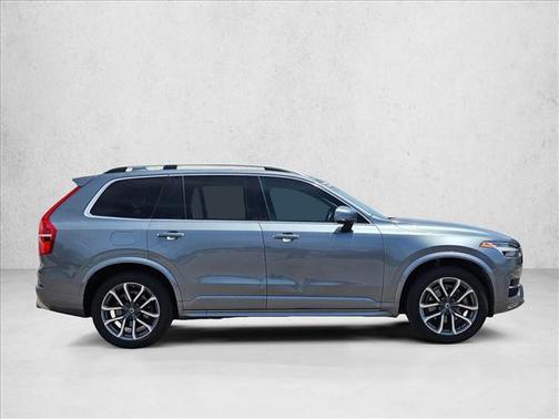 Osmium Grey Metallic 2019 Volvo XC90 T5 Momentum
