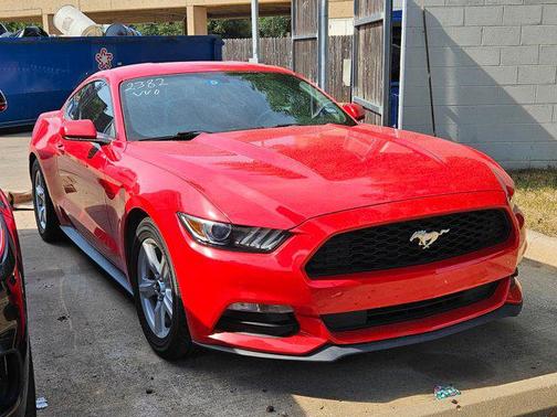 2016 Ford Mustang V6