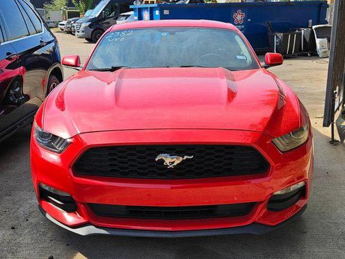 2016 Ford Mustang V6