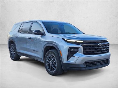 2024 Chevrolet Traverse LS