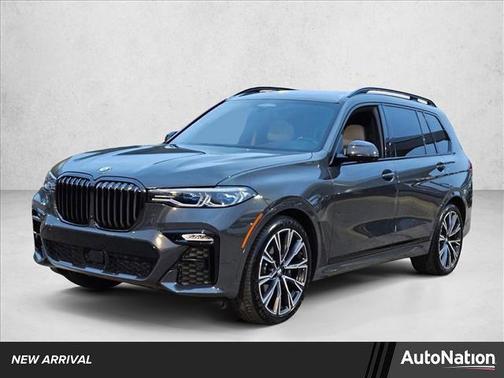 2022 BMW X7 M50i