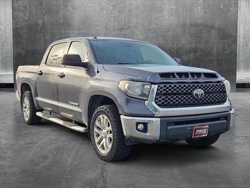 2018 Toyota Tundra SR5