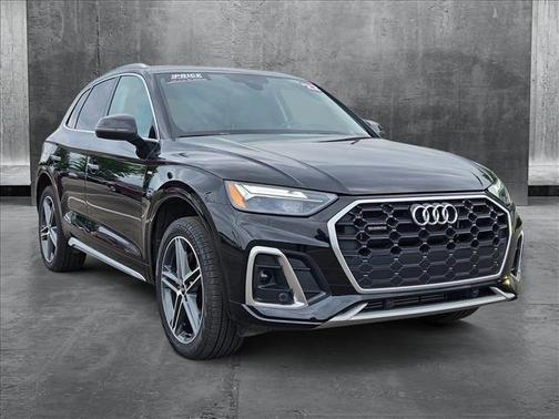 2022 Audi Q5 55 S line Premium