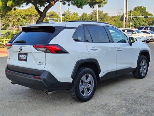 2023 Toyota RAV4 Hybrid XLE