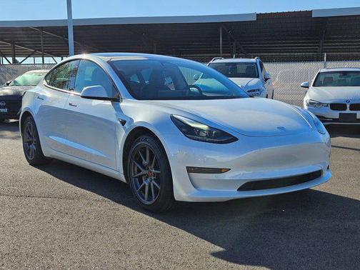 2022 Tesla Model 3 Long Range