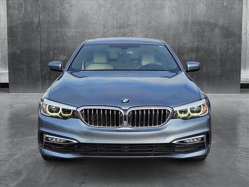 2017 BMW 530 530i