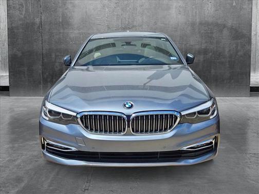 2017 BMW 530 530i