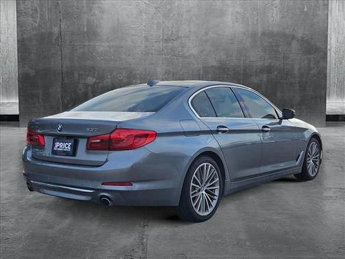 2017 BMW 530 530i