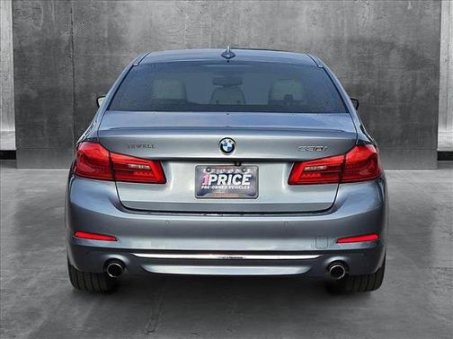 2017 BMW 530 530i