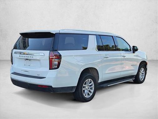2024 Chevrolet Suburban LT