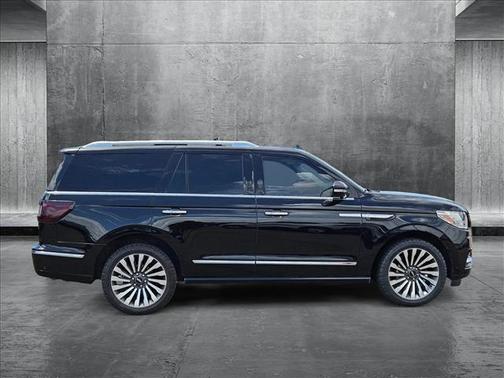 2019 Lincoln Navigator Reserve