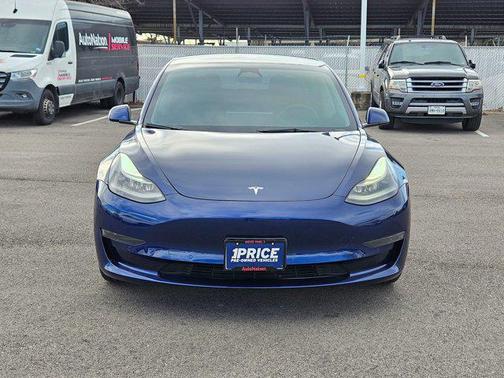 2022 Tesla Model 3 Standard Range