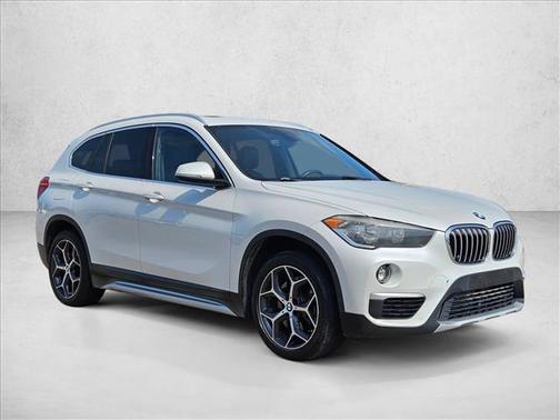 Mineral White Metallic 2018 BMW X1 xDrive28i