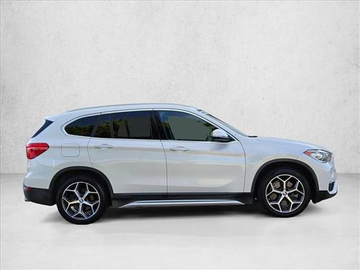 Mineral White Metallic 2018 BMW X1 xDrive28i