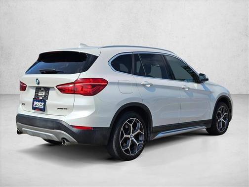 Mineral White Metallic 2018 BMW X1 xDrive28i