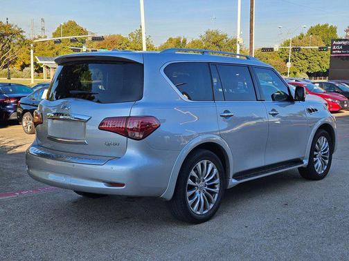 2017 INFINITI QX80 Base