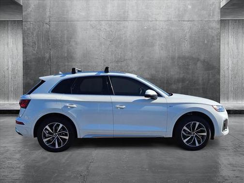 2022 Audi Q5 45 S line Premium