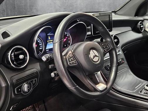 2019 Mercedes-Benz GLC 300 Base