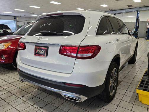 2019 Mercedes-Benz GLC 300 Base