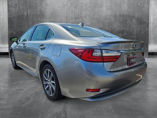 2018 Lexus ES 300h Base