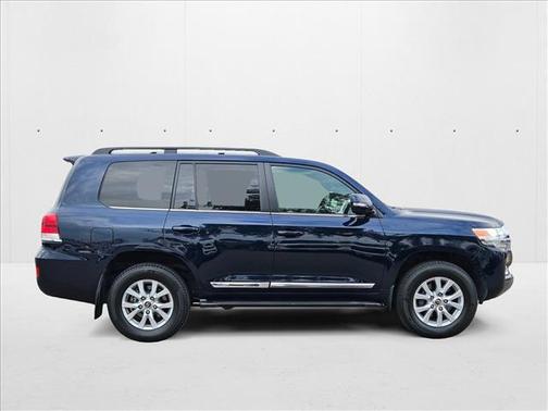 2019 Toyota Land Cruiser Base