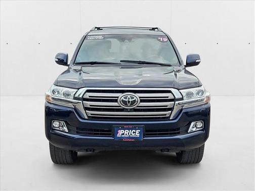 2019 Toyota Land Cruiser Base