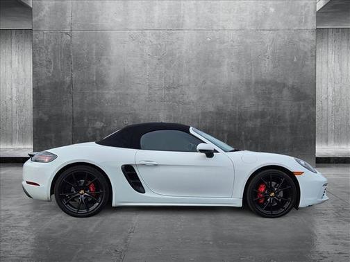 2017 Porsche 718 Boxster S