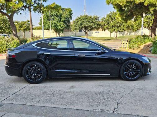 2017 Tesla Model S 75D