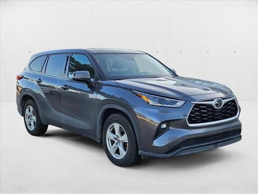 2021 Toyota Highlander LE
