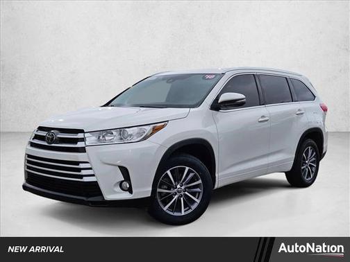 Blizzard Pearl 2018 Toyota Highlander XLE