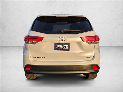 Blizzard Pearl 2018 Toyota Highlander XLE