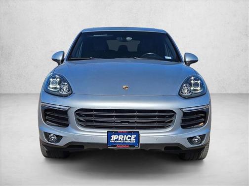 2017 Porsche Cayenne Platinum Edition