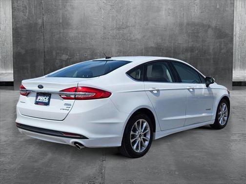 2017 Ford Fusion Hybrid SE