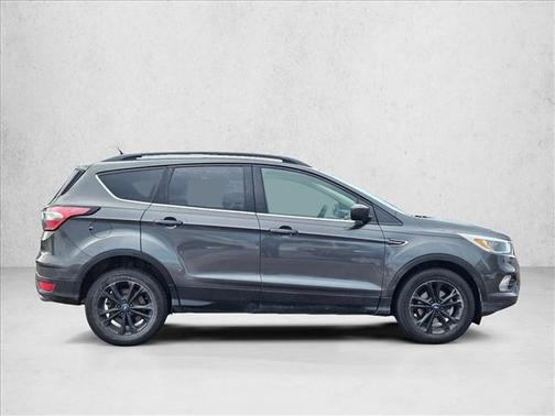 Magnetic Metallic 2018 Ford Escape SE