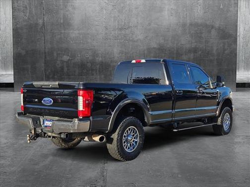 2017 Ford F-350 Lariat
