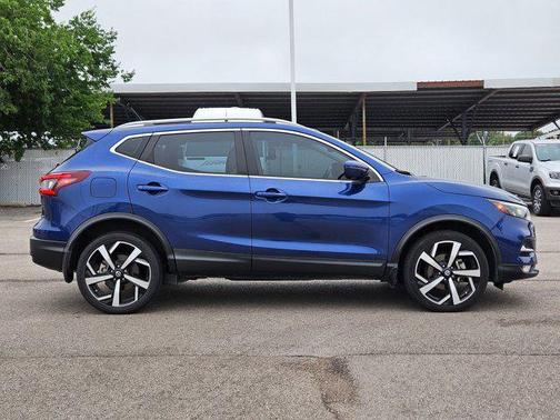 Caspian Blue Metallic 2021 Nissan Rogue Sport SL