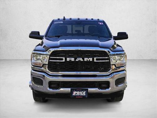 2021 RAM 3500 Tradesman Crew Cab 4x4 8' Box