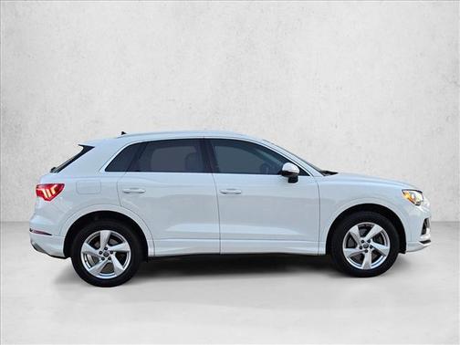 2020 Audi Q3 45 Premium