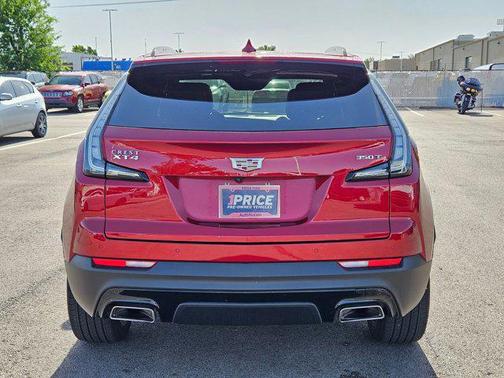 2023 Cadillac XT4 Sport