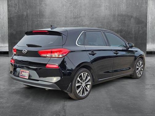 2018 Hyundai Elantra GT Base