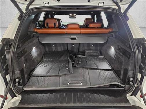 2024 BMW X5 M60i