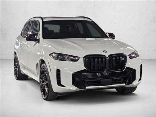 2024 BMW X5 M60i