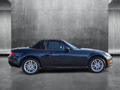 2014 Mazda MX-5 Miata Sport