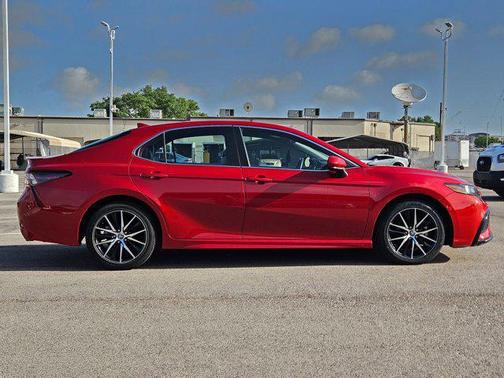 Supersonic Red 2021 Toyota Camry SE